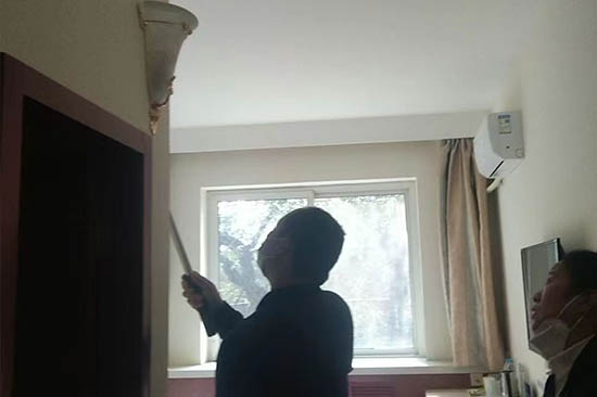 從“單點(diǎn)維?！钡健叭芷诠芾怼保合谰S保公司為酒店提供定制化安全解決方案